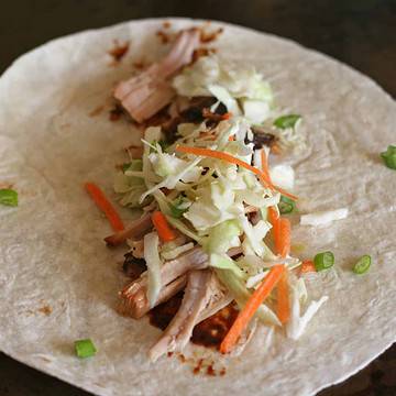 Slow cooker moo shoo pork