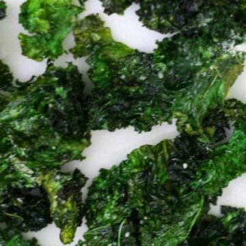 roasted parmesan garlic kale chips