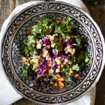 my favorite superfood detox salad