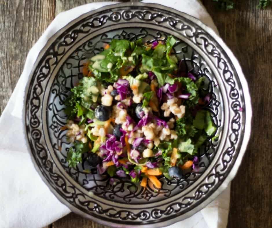 my favorite superfood detox salad