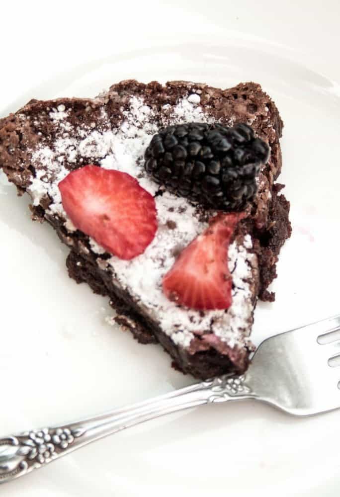 healthier flourless chocolate cake (6)