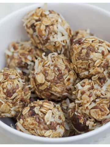 no bake coconut date energy bites