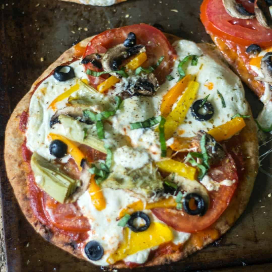 Mediterranean Veggie Flatbread Pizza
