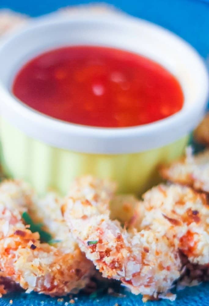 crispy baked coconut shrimp with spicy orange dipping sauce 