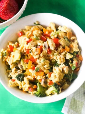 healthy veggie egg scramble