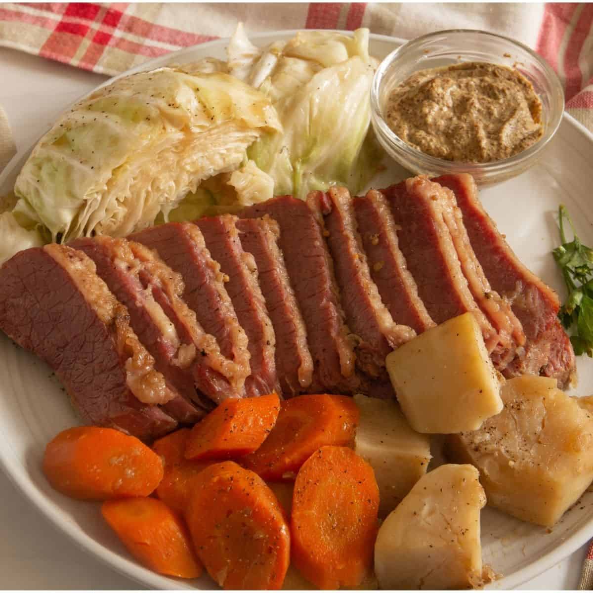 Slow Cooker Corned Beef and Cabbage Everyday Eileen