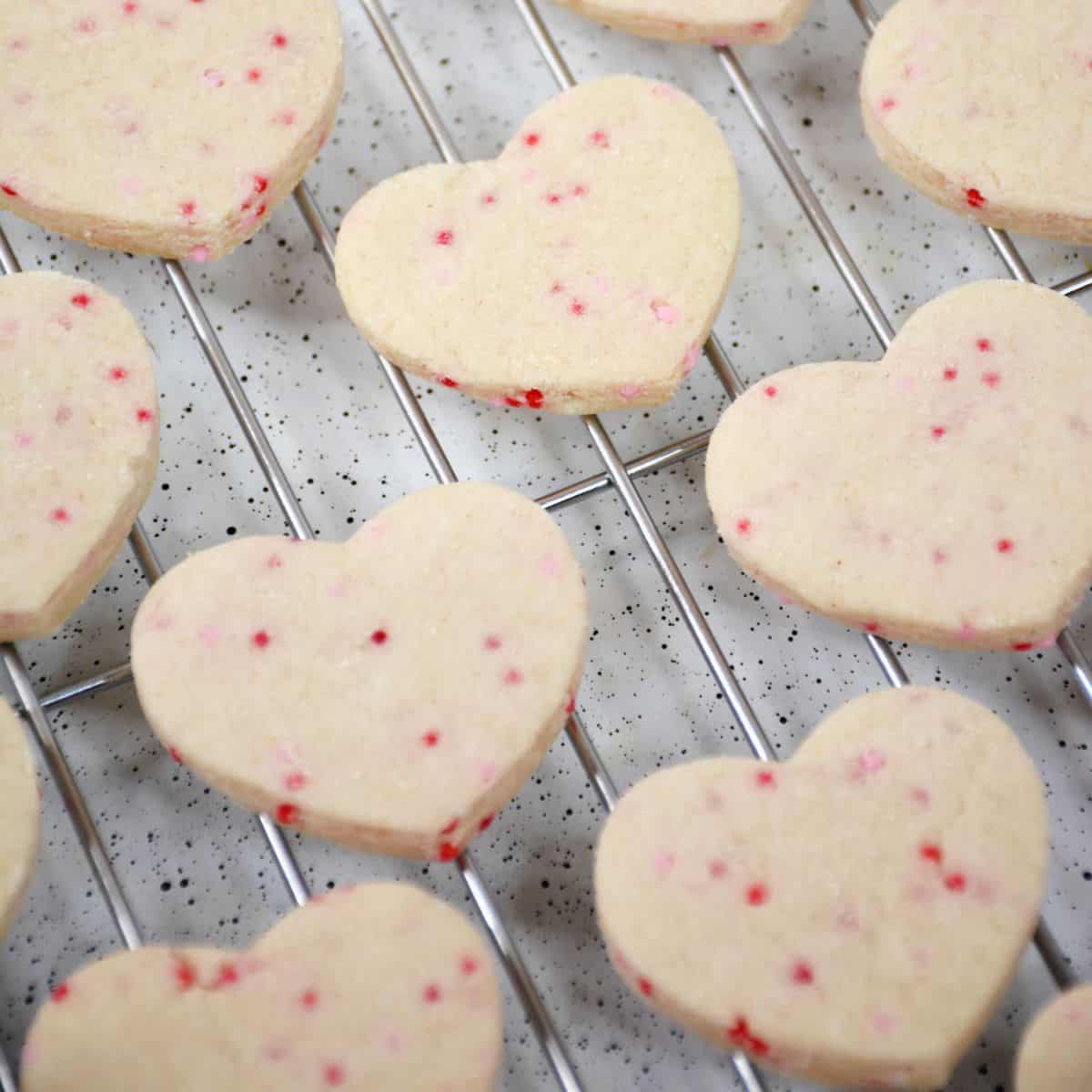 Heart Cookies on a wire wrack, cooling. 