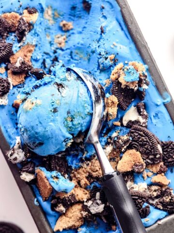 No-churn cookie monster ice cream in a loaf pan.