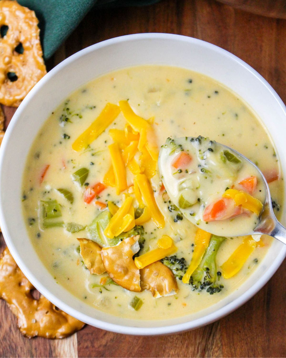 Broccoli with Cheddar Cheese and Beer Soup